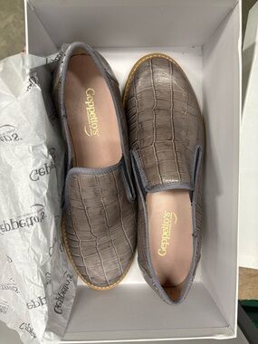 Geppetto’s Women Slip On Shoes US 7 EU 38 Croc Embossed